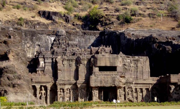 Ajanta and Ellora : History in stone