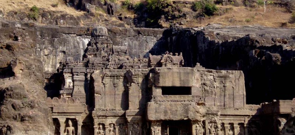 Ajanta and Ellora : History in stone